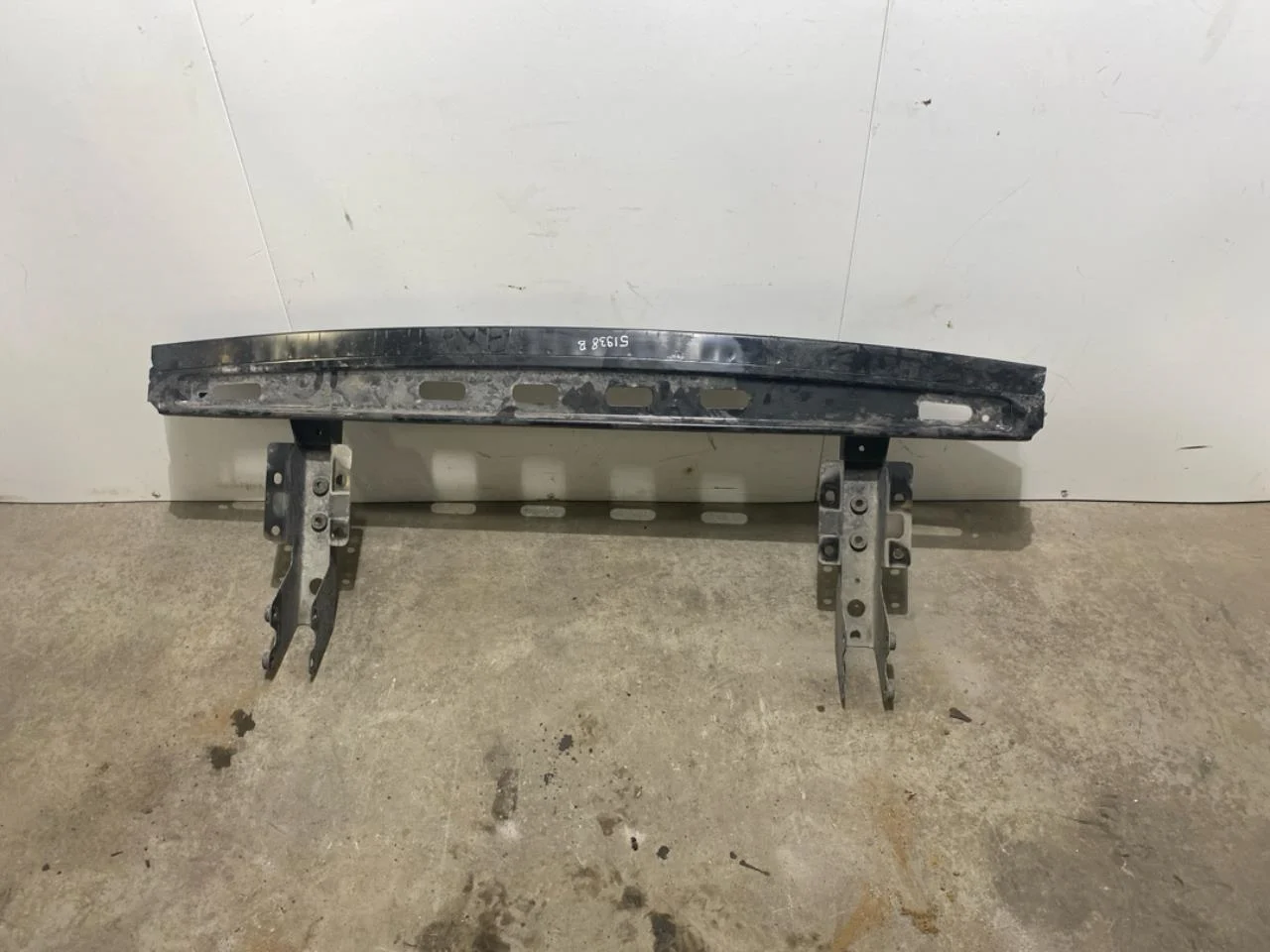 Ford E-TRANSIT 2022- Bumper reinforcement beam, rear