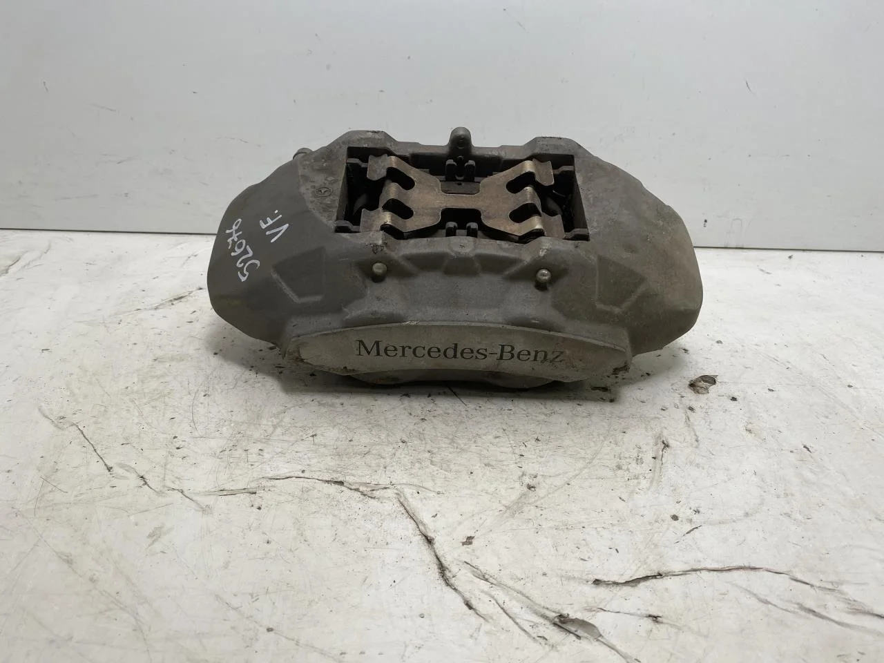 Mercedes EQC 2020- Front left brake caliper