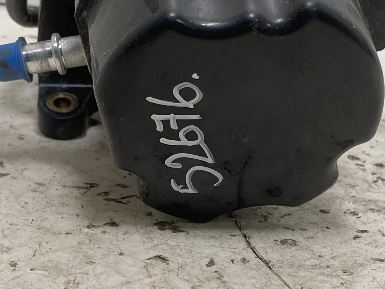 Mercedes EQC 2020- Vacuum pump view 3