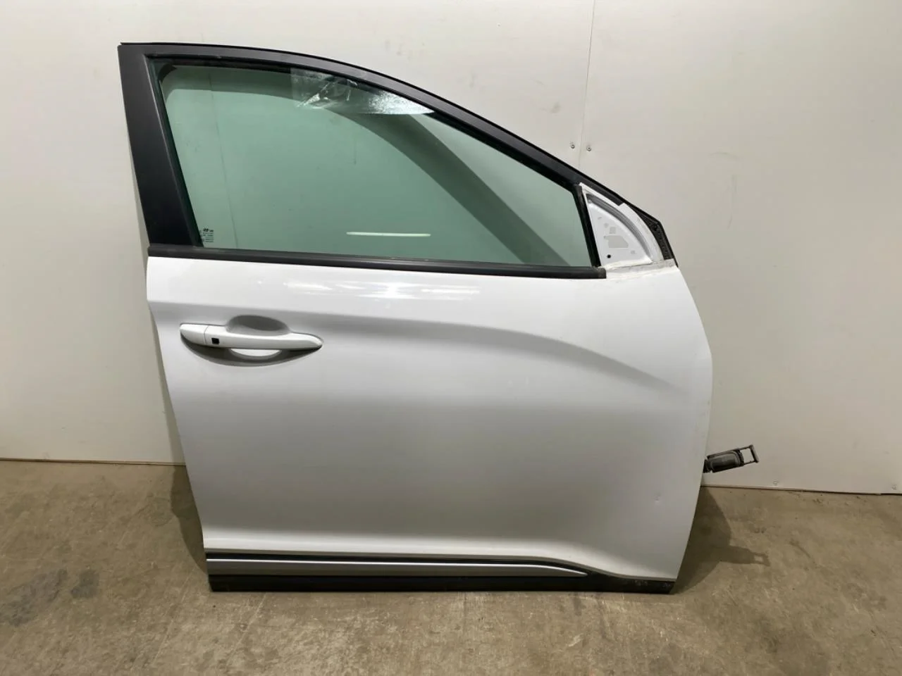 Hyundai KONA / ELECTRIC 2018-23 Ajtó, 4 ajtós, első, jobb