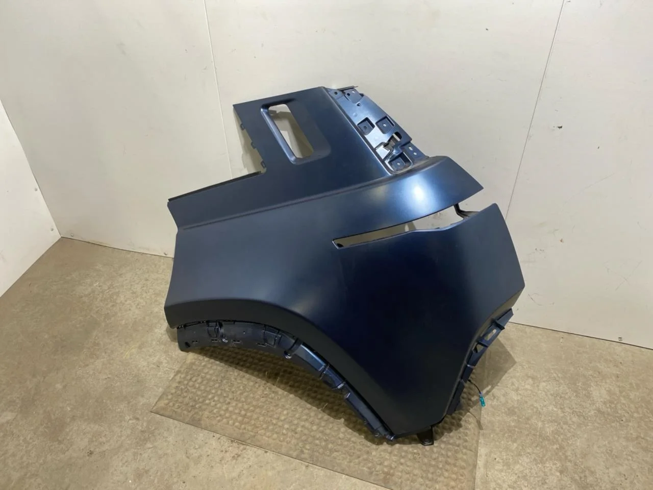 Fisker OCEAN Rear fender, left