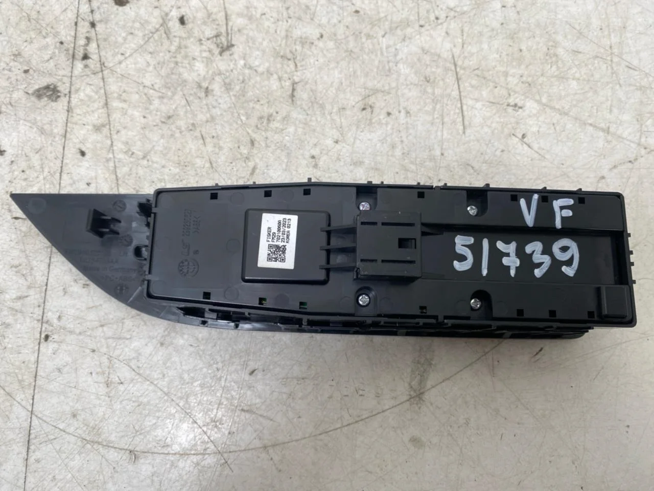 Fisker OCEAN Ablakemelő kapcsoló nézet 2