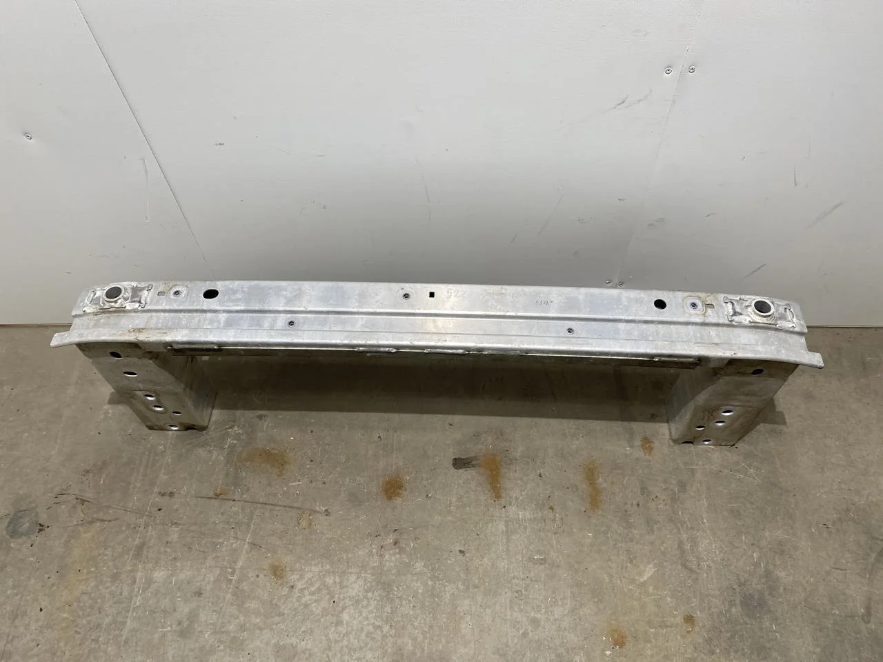 Jaguar I-PACE 2018- Bumper reinforcement beam, rear
