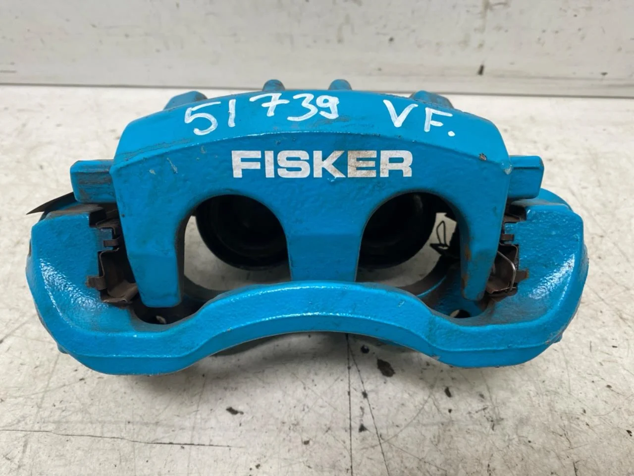 Fisker OCEAN Féknyereg, első, bal