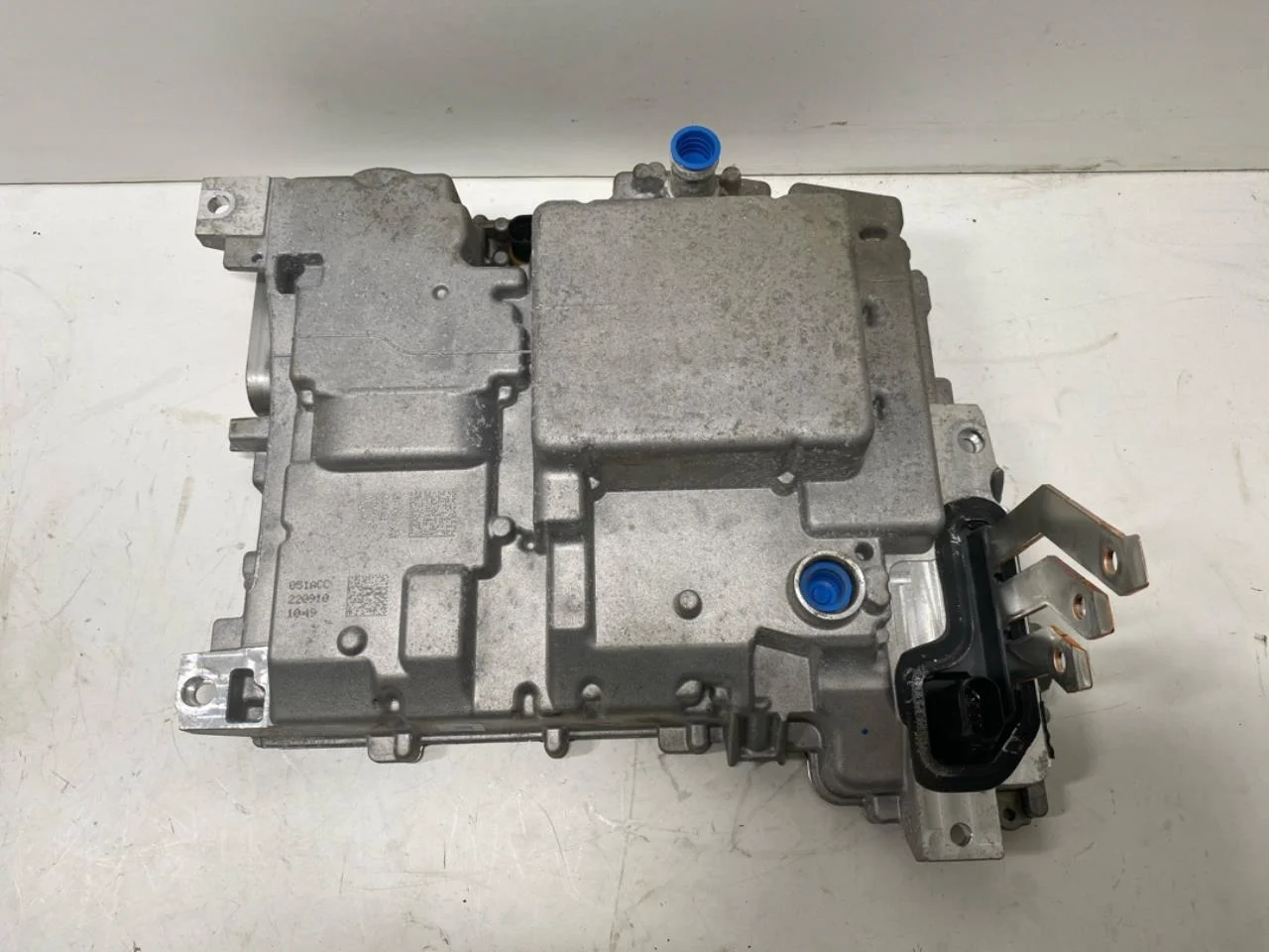 Volkswagen ID.5 2022- Inverter, 12-220V