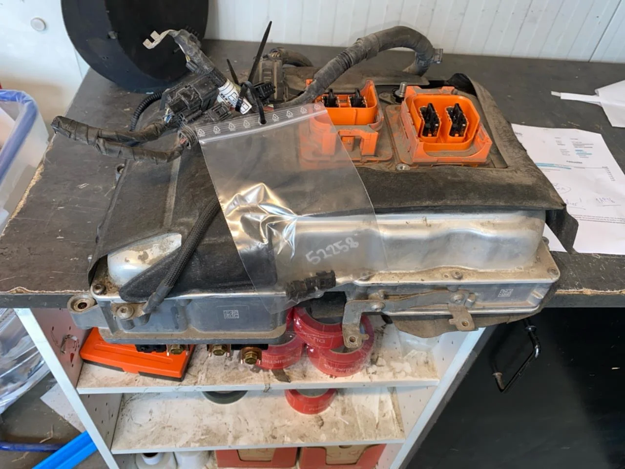BMW I3 I01 2013-22 Akkumulátortöltő