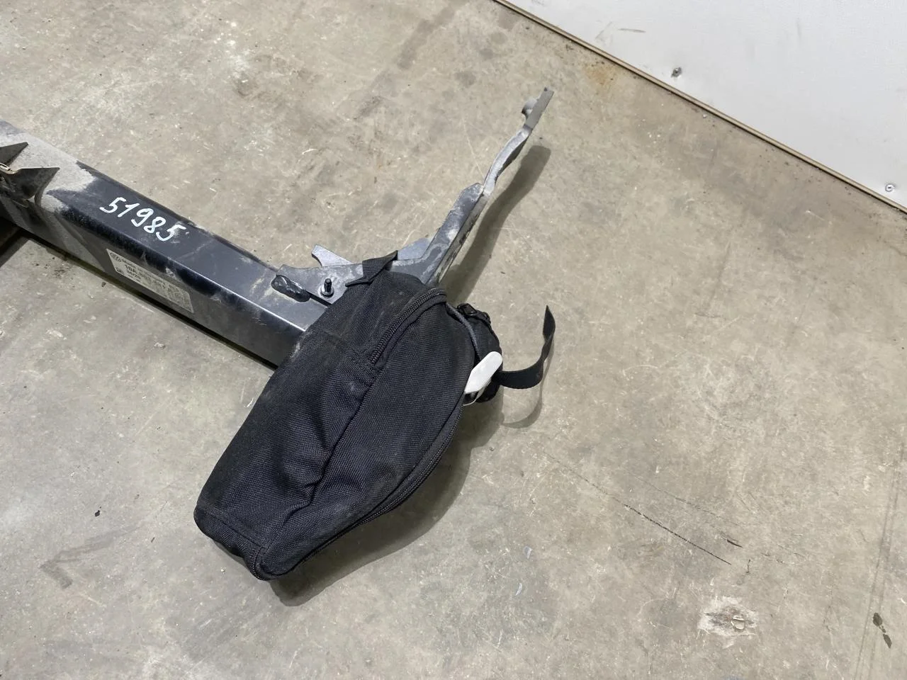 Volkswagen ID.3 2021- Tow bar view 3