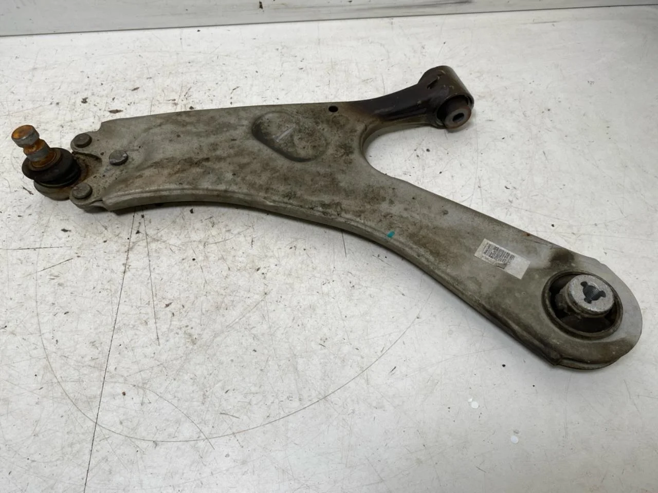 Jeep AVENGER 2023- Front left control arm