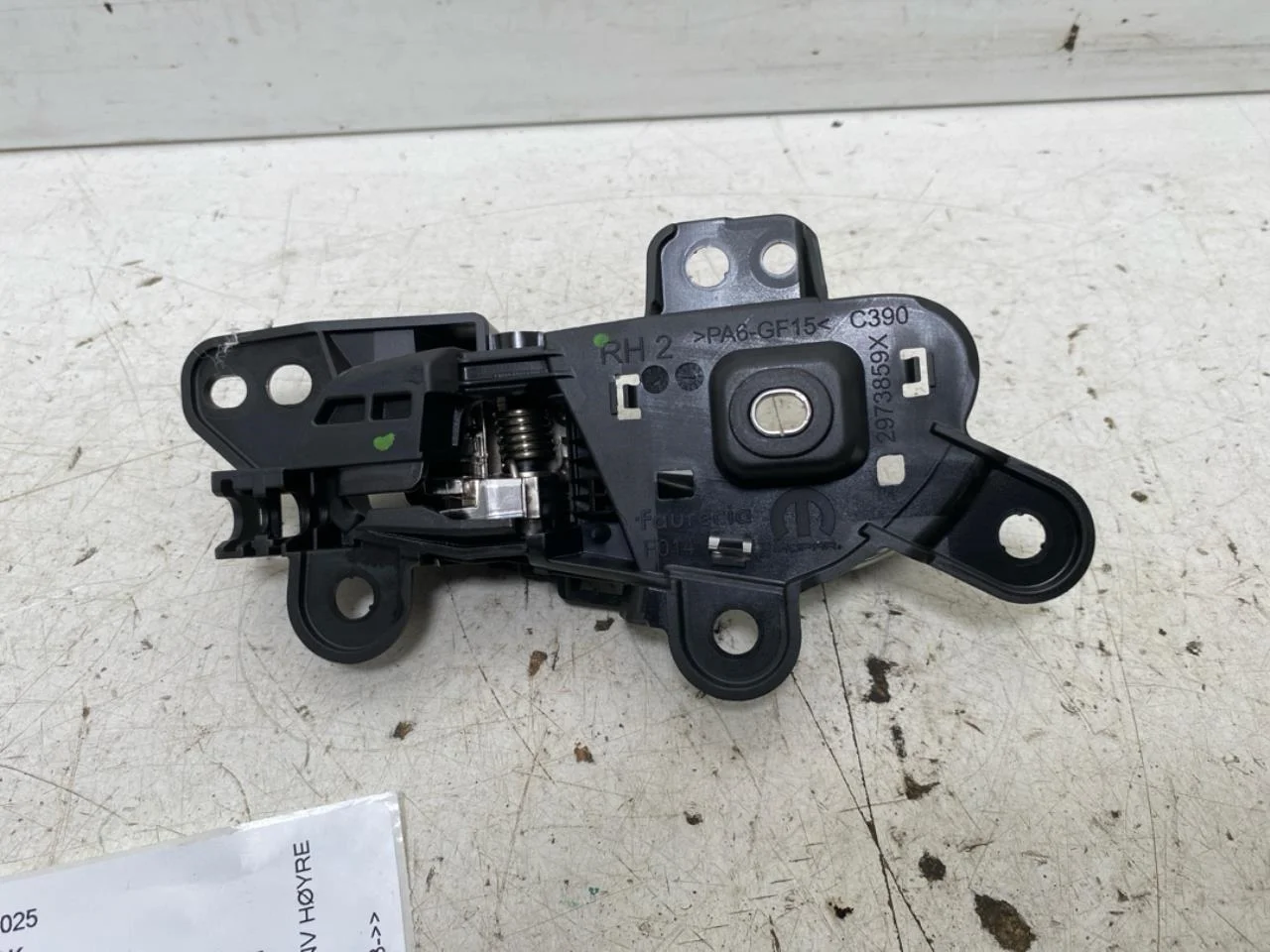 Jeep AVENGER 2023- Interior door handle, right view 2
