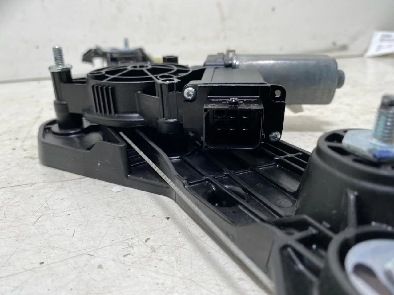 Jeep AVENGER 2023- Electric window regulator, complete view 4