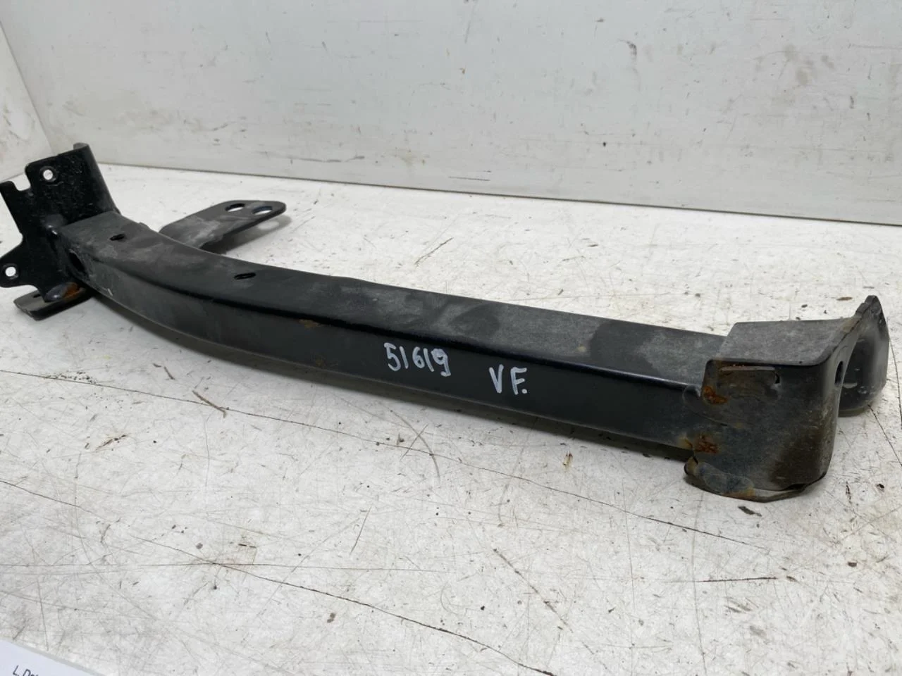 Jeep AVENGER 2023- Bumper reinforcement beam, front view 2