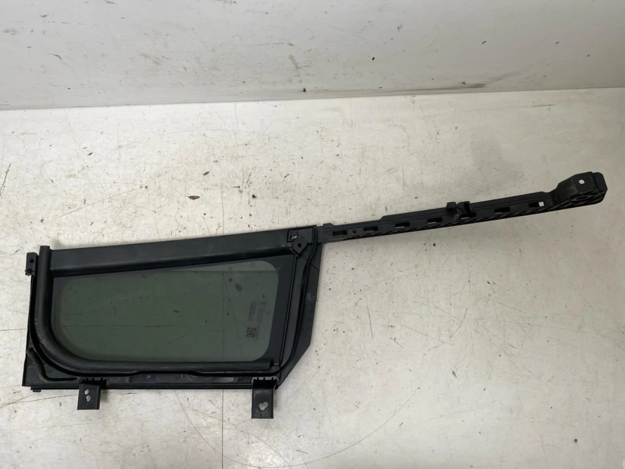 Jeep AVENGER 2023- Rear left door glass, 4-door view 2