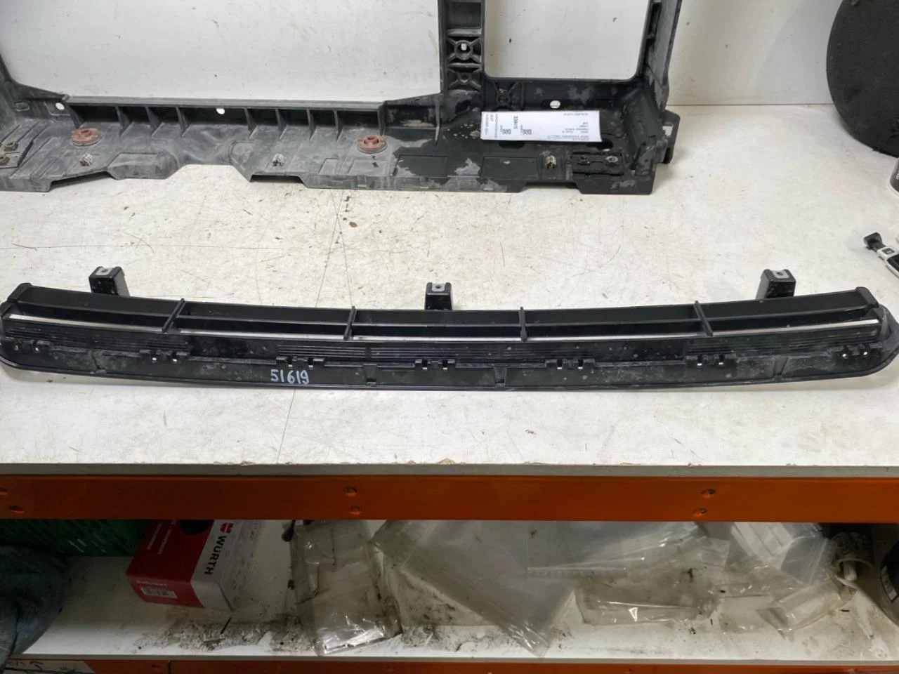 Jeep AVENGER 2023- Grille, complete