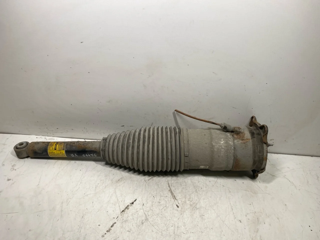 Tesla MODEL S 2013- Air spring bellows / air cushion, level control