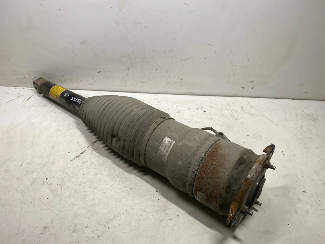 Tesla MODEL S 2013- Air spring bellows / air cushion, level control view 2