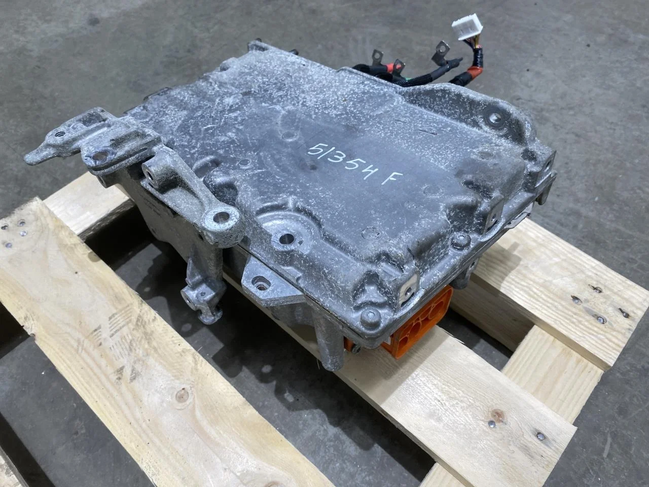 Renault ZOE/E- TECH 2013--> Invertor, 12-220V vedere 3