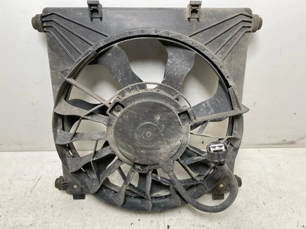 Tesla MODEL S 2013- Hűtőventilátor, elektromos