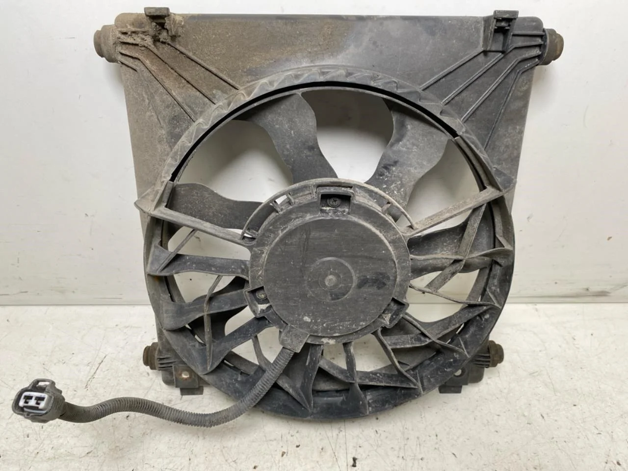 Tesla MODEL S 2013- Hűtőventilátor, elektromos