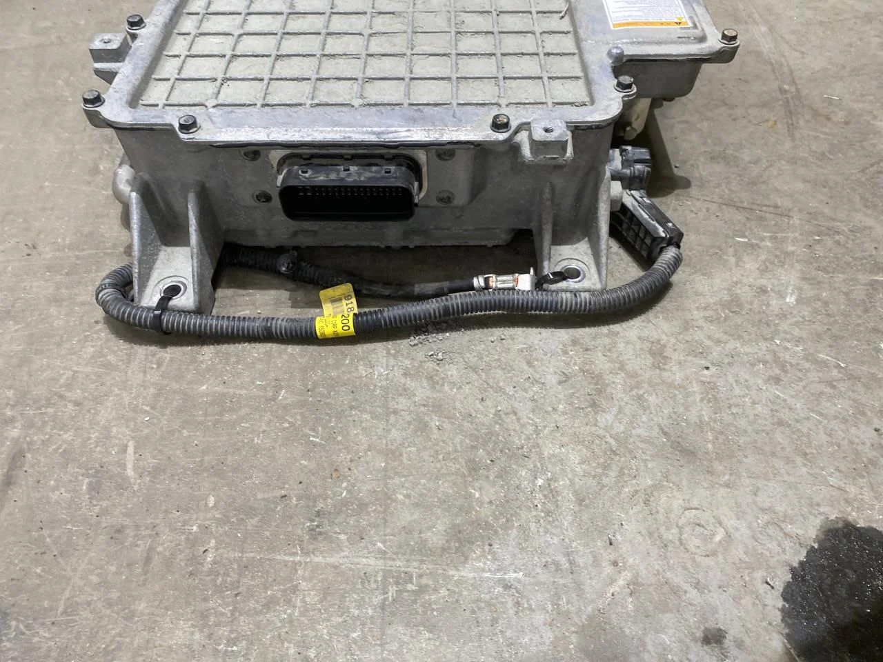 Kia SOUL 2009- Akkumulátortöltő nézet 4