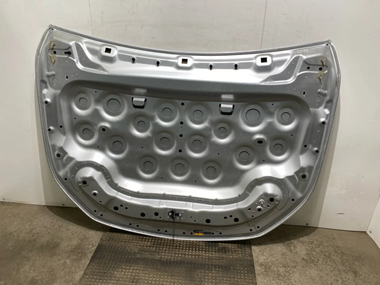 Mercedes EQB X243 2022- Bonnet view 4