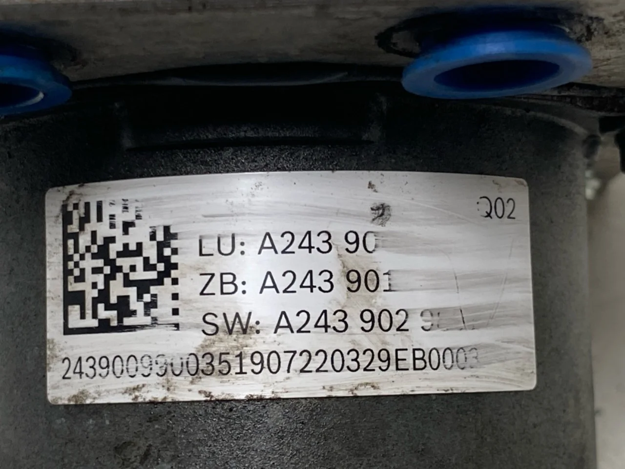 Mercedes EQB X243 2022- ABS hidraulika egység (tömb) nézet 3