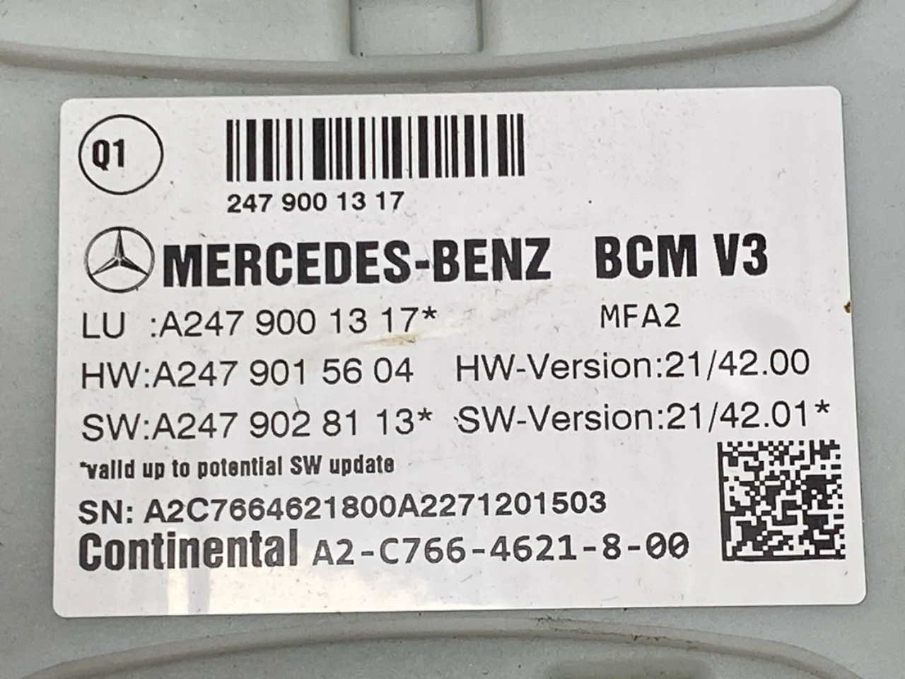 Mercedes EQB X243 2022- Climate control unit view 3