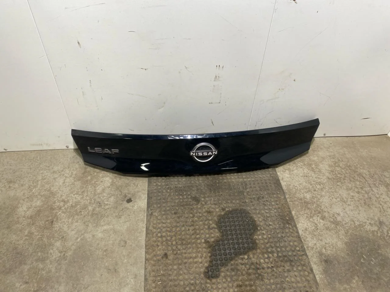 Nissan LEAF 2017-24 Trim molding, other
