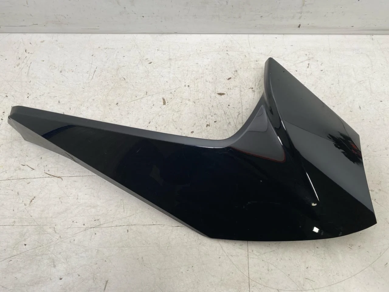 Nissan LEAF 2017-24 Rear spoiler