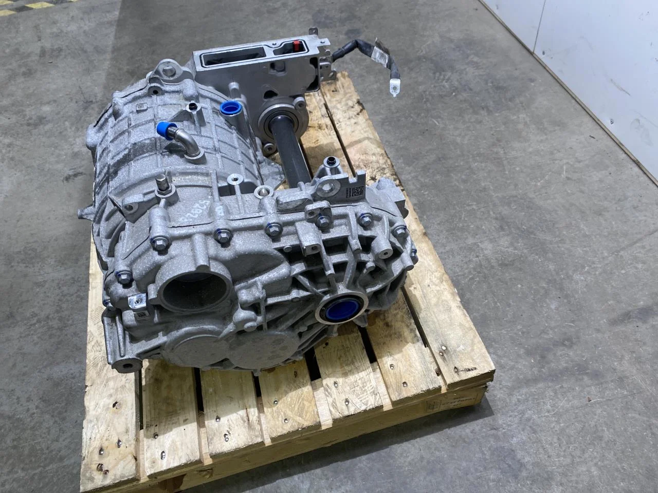 Volvo EX30 2024- Elektromos motor, hátsó nézet 4