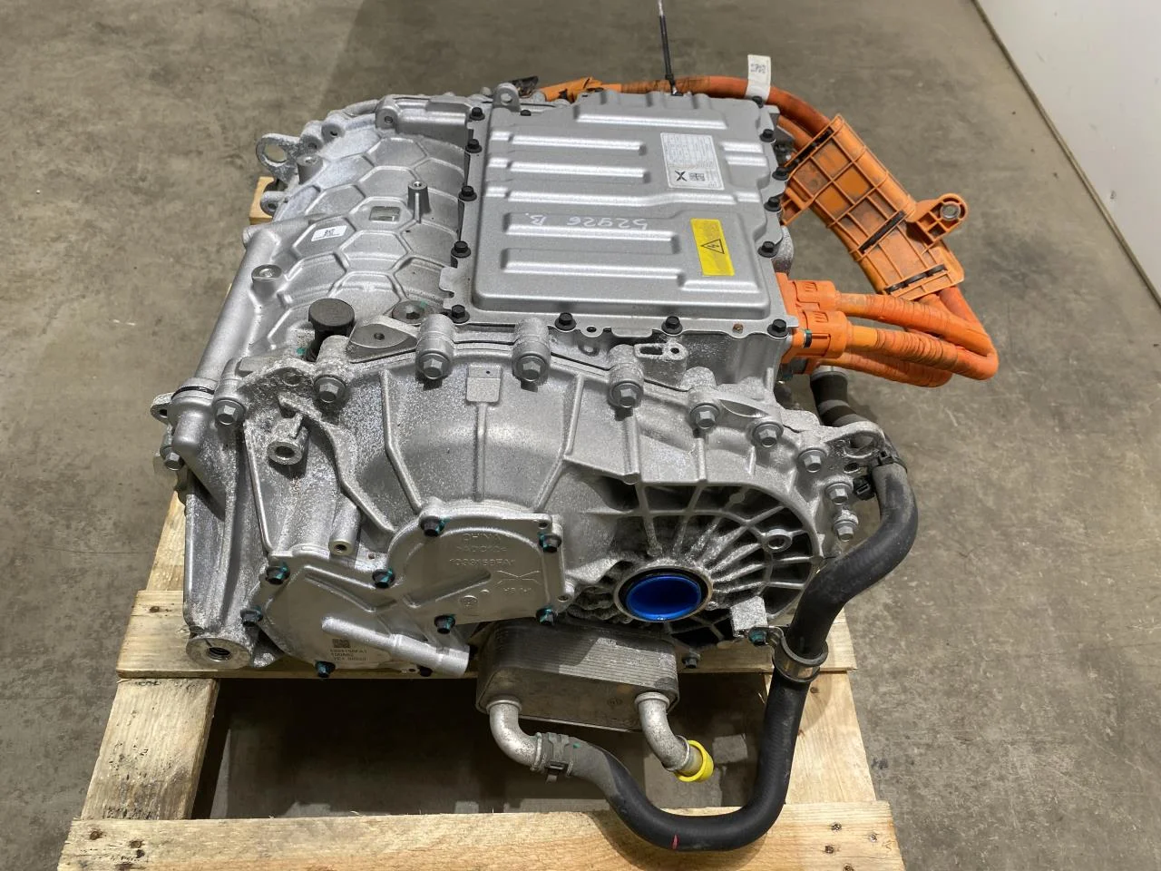 Xpeng G6 2024-> Elektromos motor, hátsó nézet 4