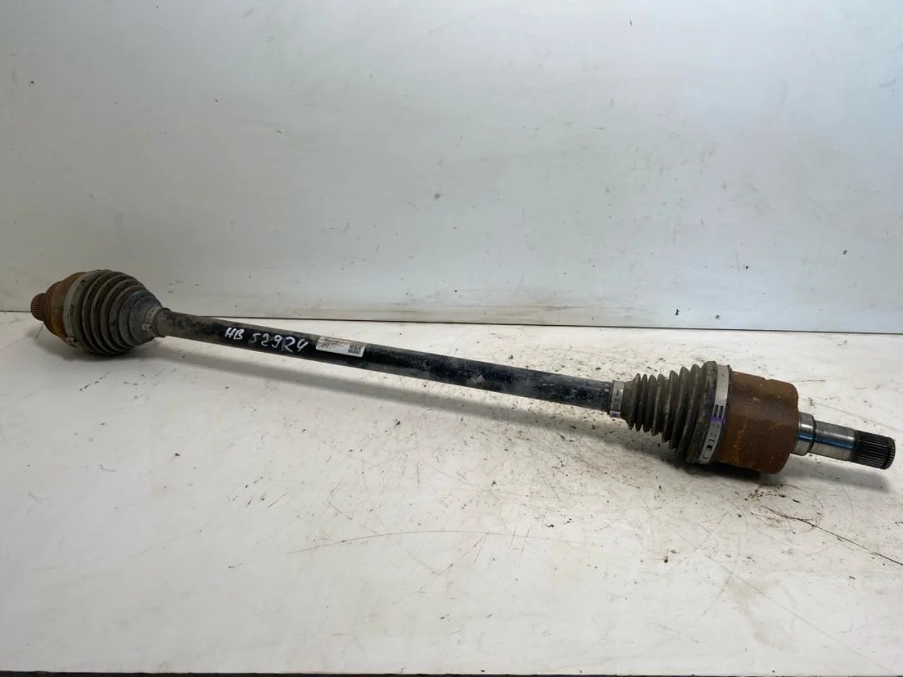 Volkswagen ID BUZZ/CARGO 2022- Rear right driveshaft