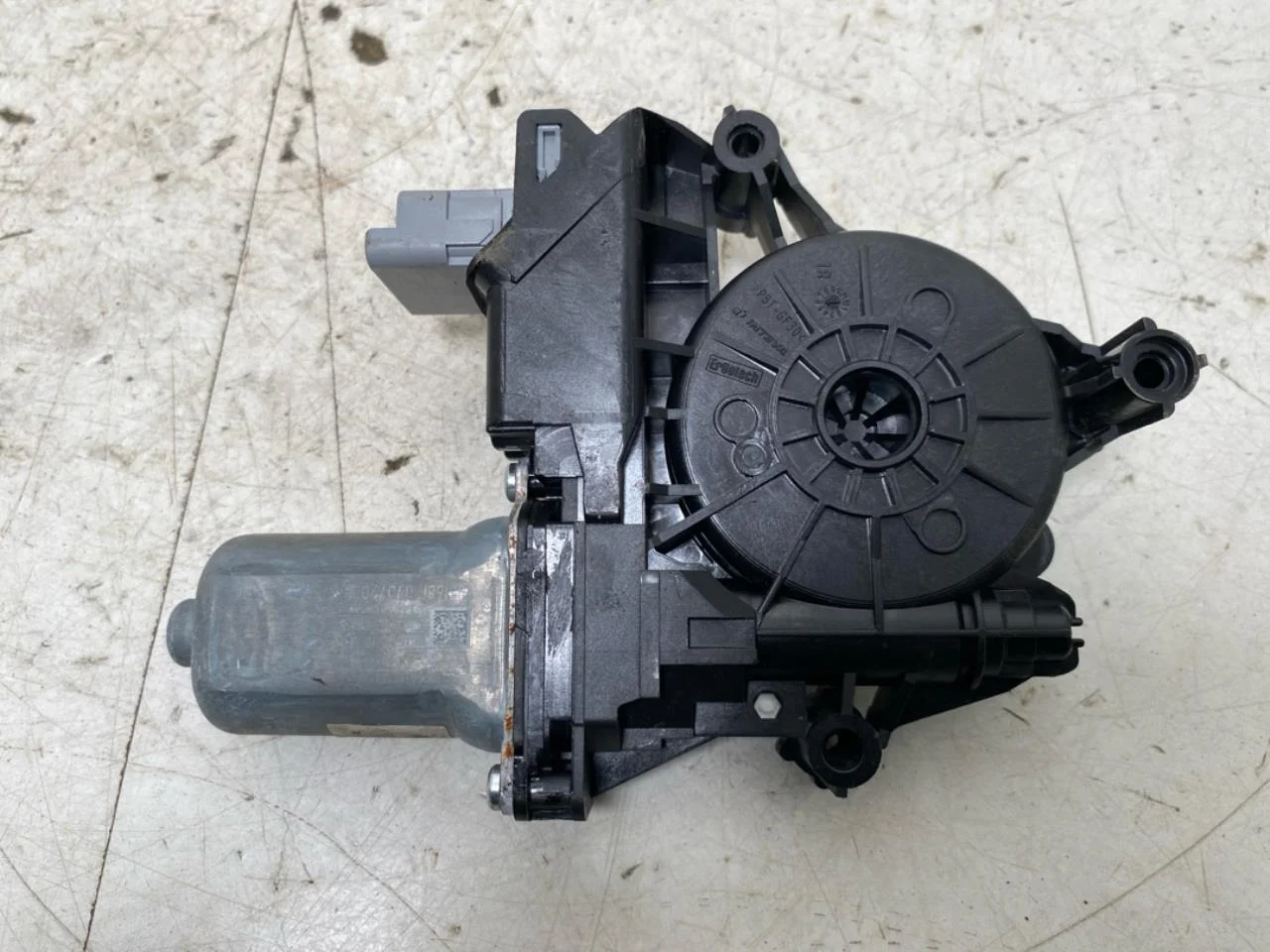 Peugeot 2008/E-2008 2020-> Ablakemelő motor nézet 2