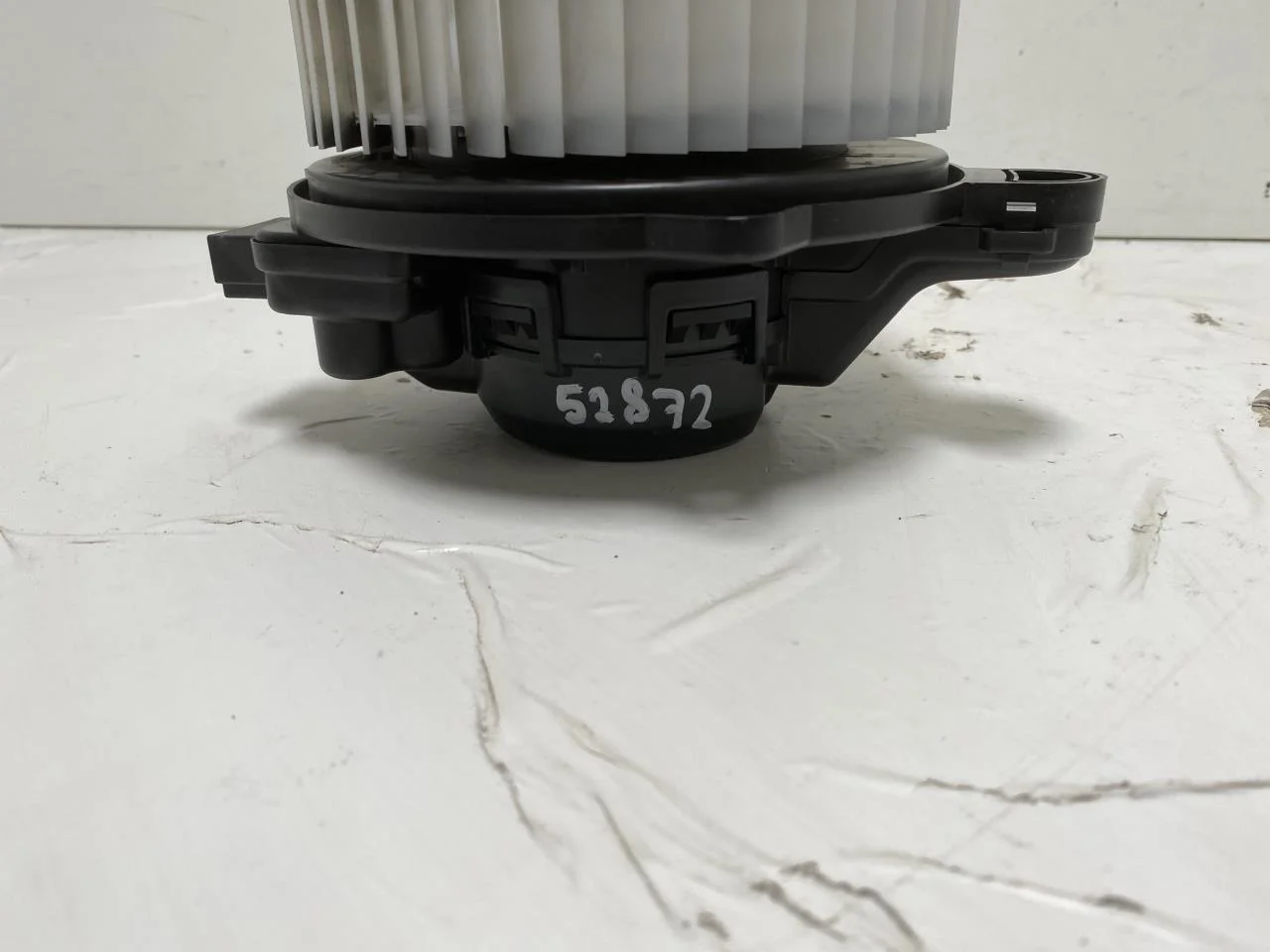 Hyundai KONA / ELECTRIC 2018-23 Fűtésventilátor motor nézet 3