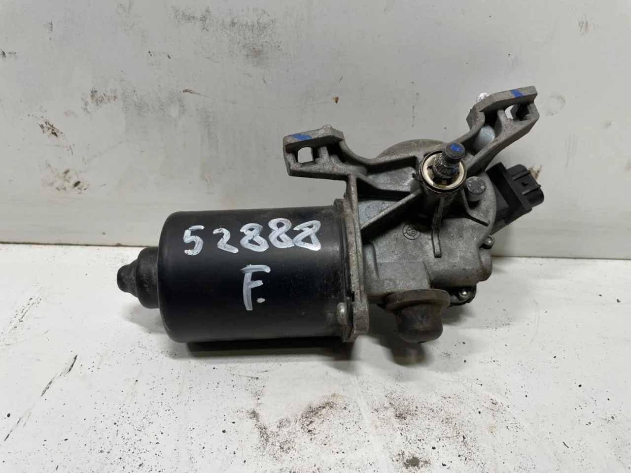 Maxus E-DELIVER3 EV30 2020- Motor ștergător parbriz