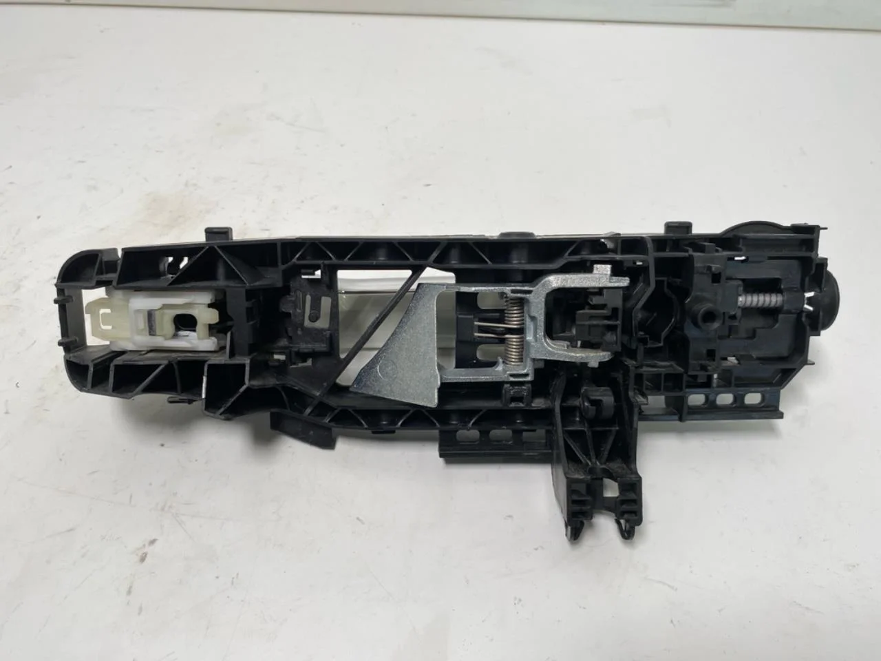Mercedes EQC 2020- Exterior door handle, right view 2