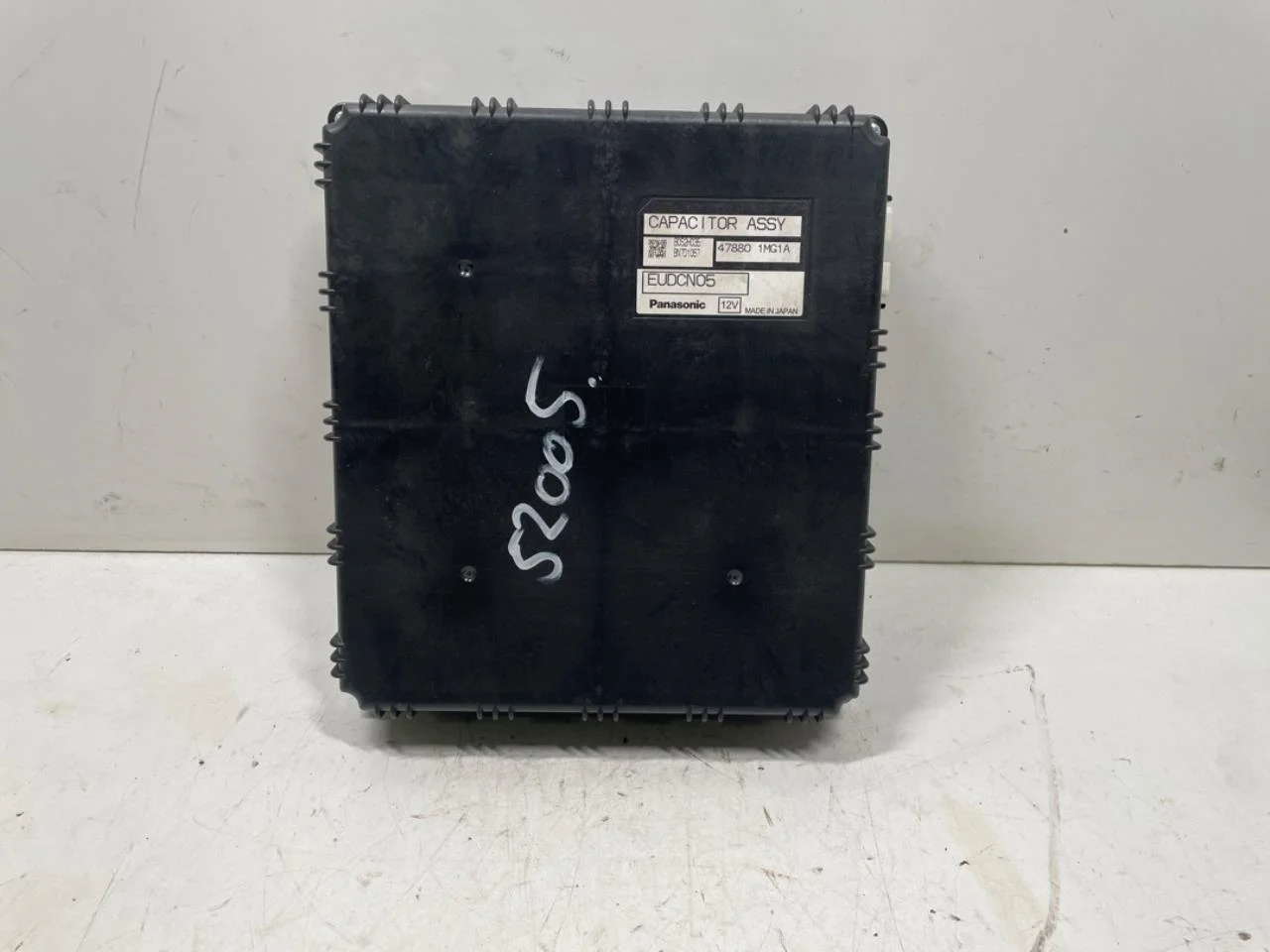 Nissan LEAF 2011-17 Control unit, other view 2