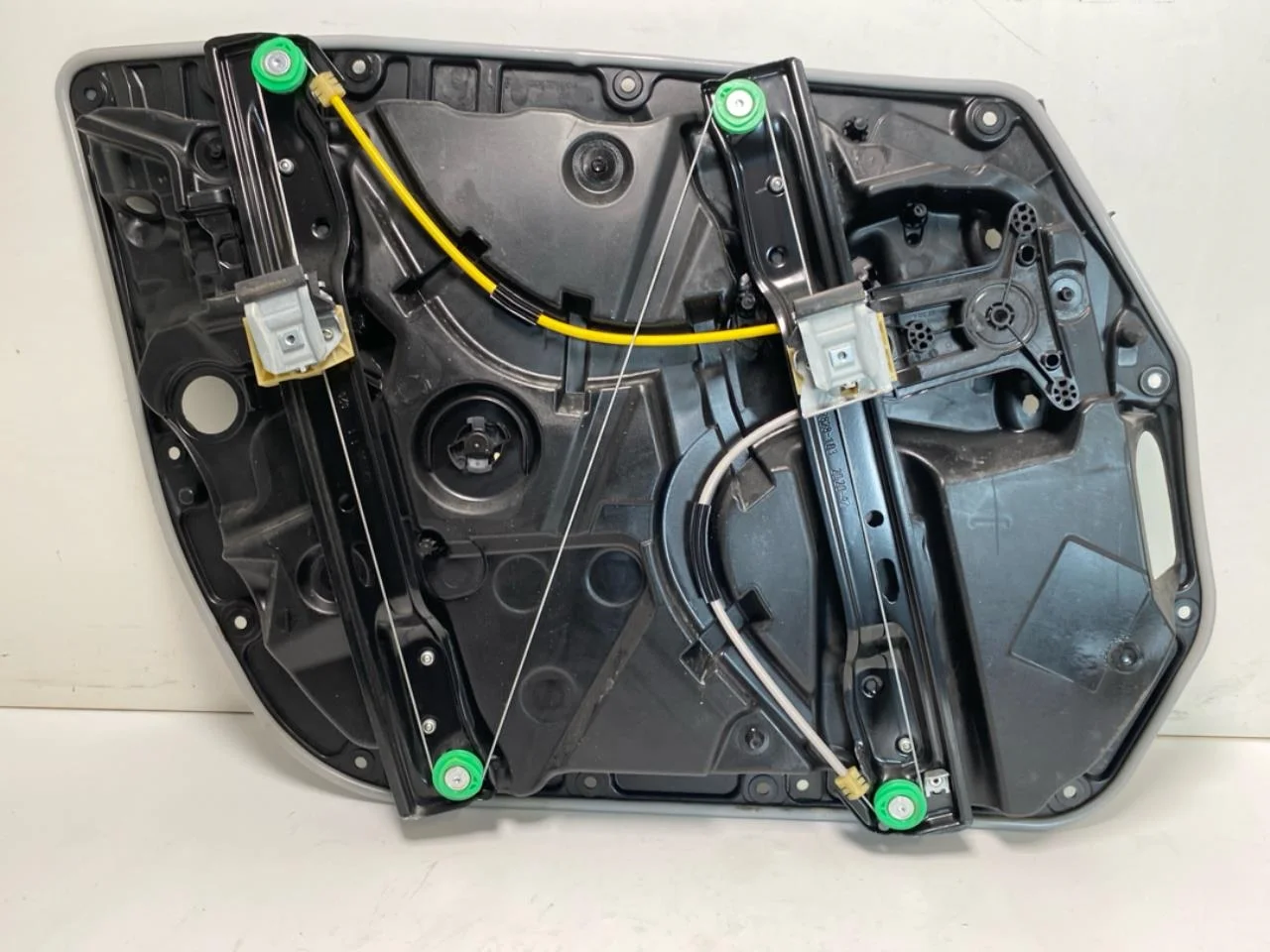 Mercedes EQC 2020- Electric window regulator, complete