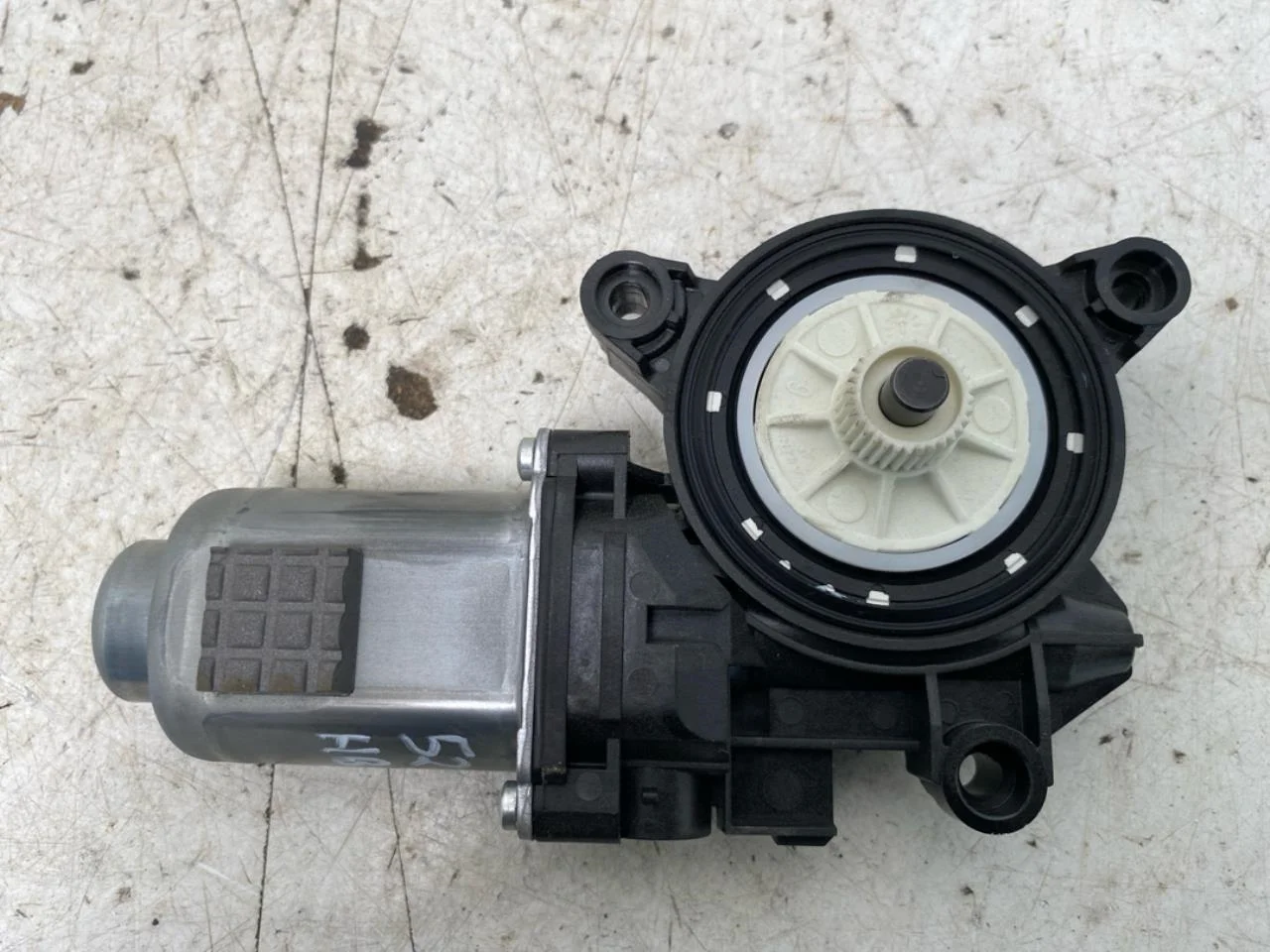 Kia NIRO SG2 2023- Ablakemelő motor nézet 2