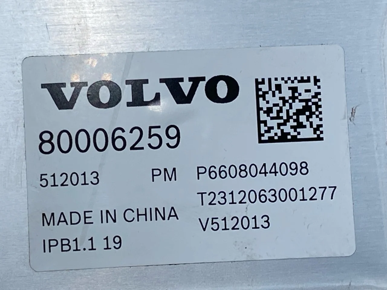 Volvo EX30 2024- ABS hidraulika egység (tömb) nézet 3