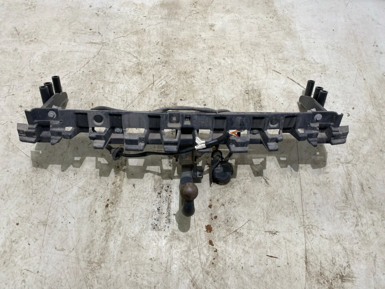 Jaguar I-PACE 2018- Tow bar