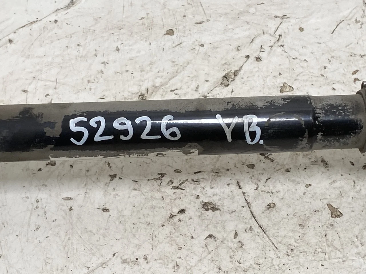 Xpeng G6 2024-> Rear left driveshaft view 2
