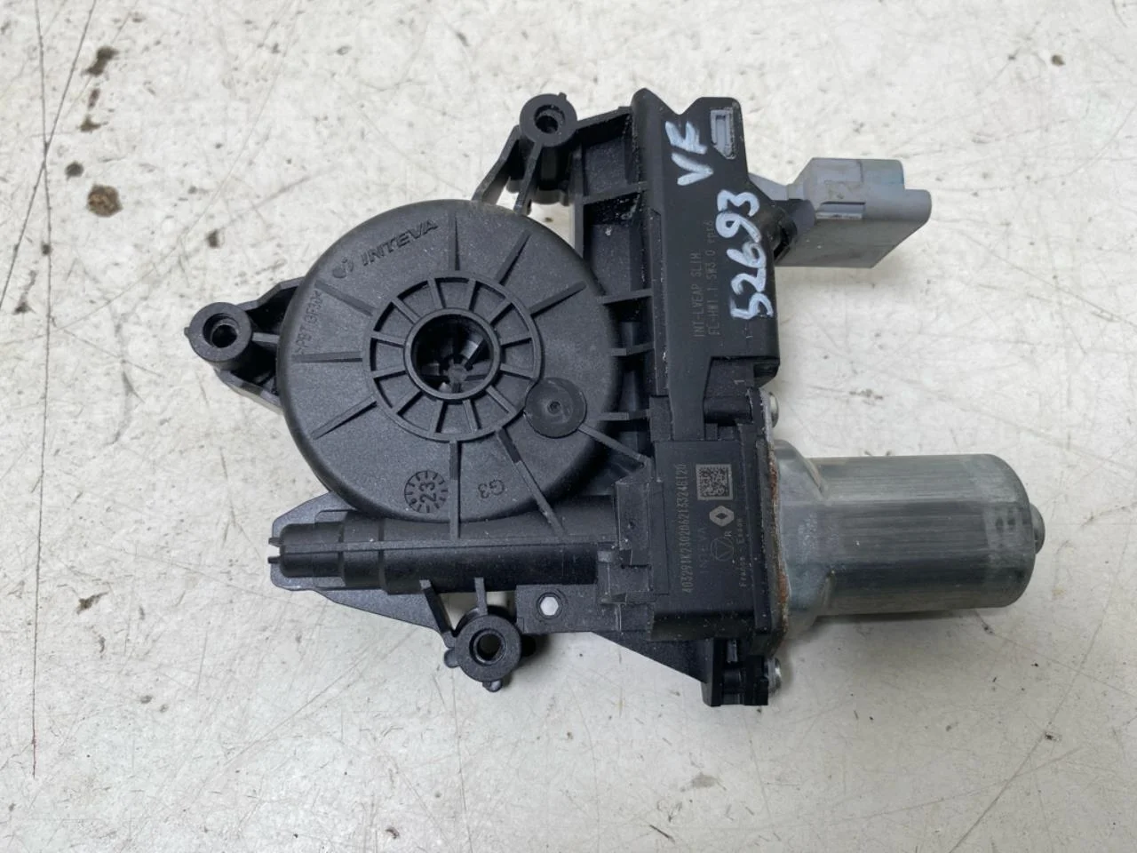 Ablakemelő motor nézet 2