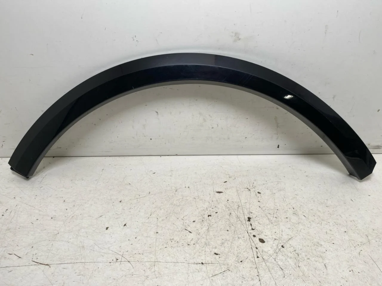 Wheel arch trim