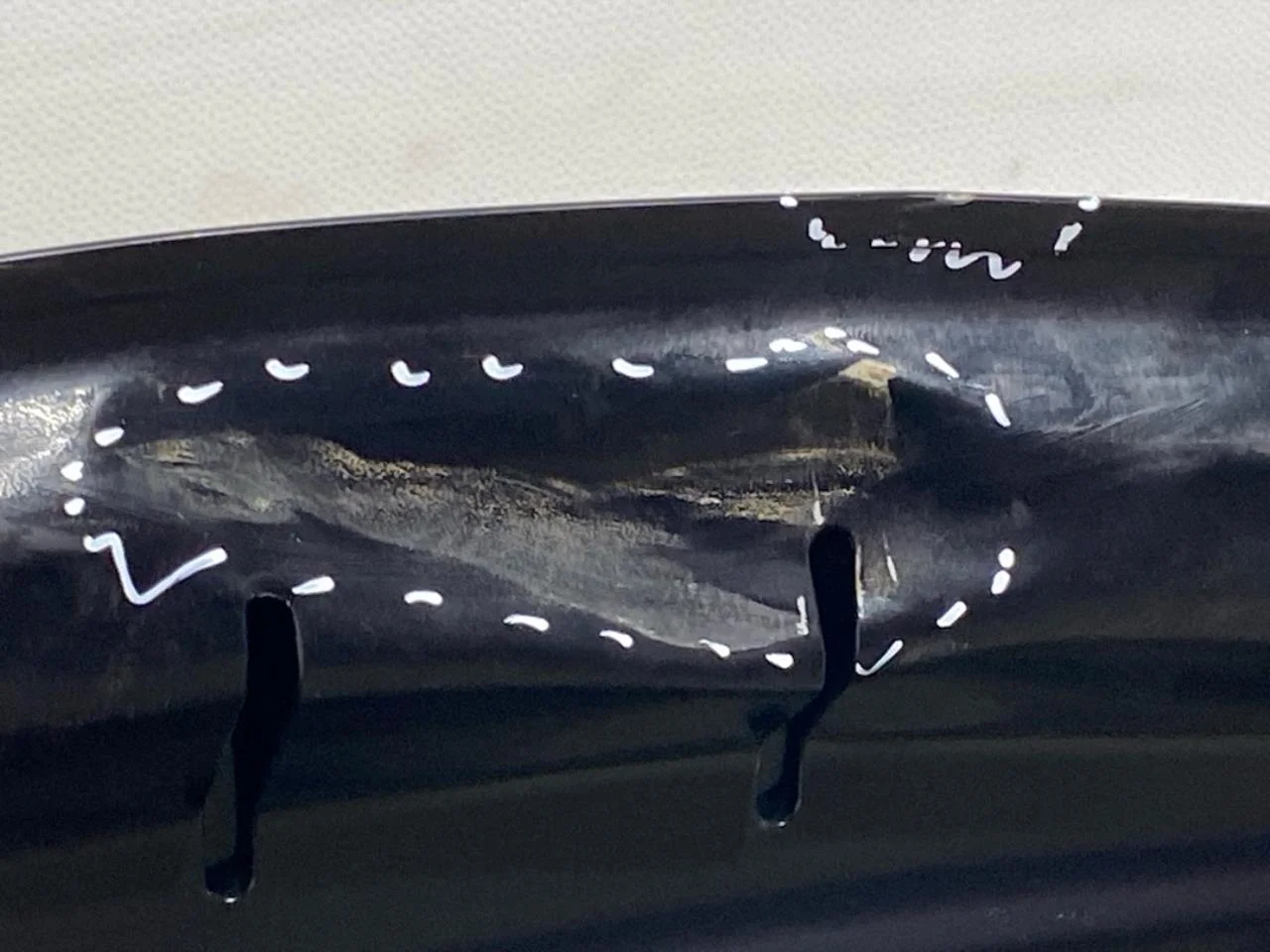 Bonnet view 3