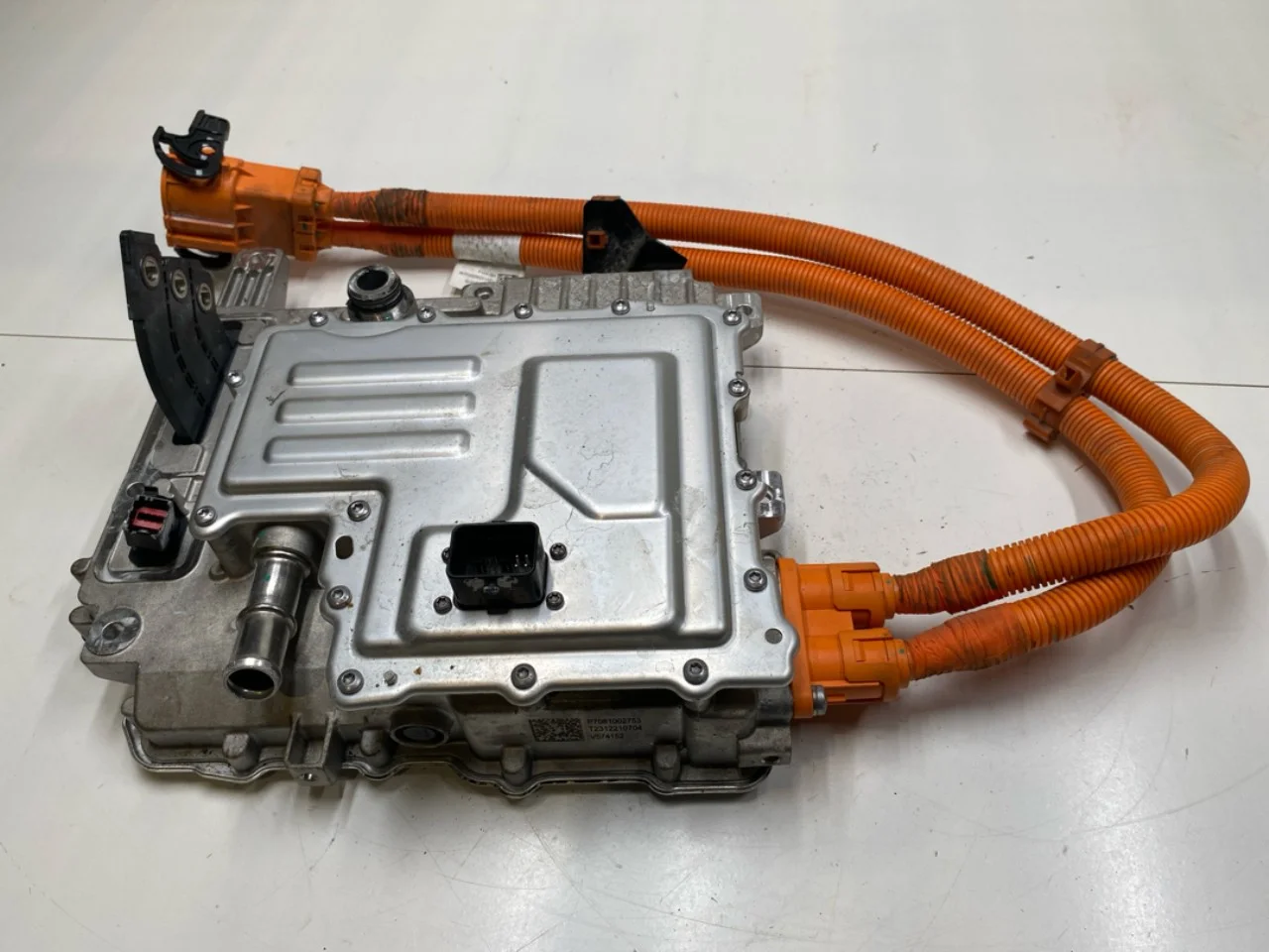 Volvo EX30 2024- Invertor, 12-220V