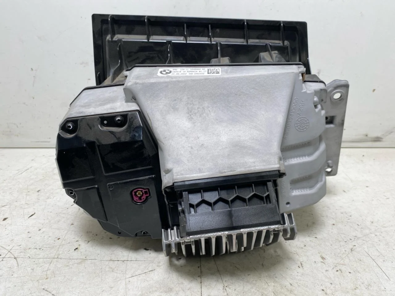 BMW IX 2022- Other instruments view 2