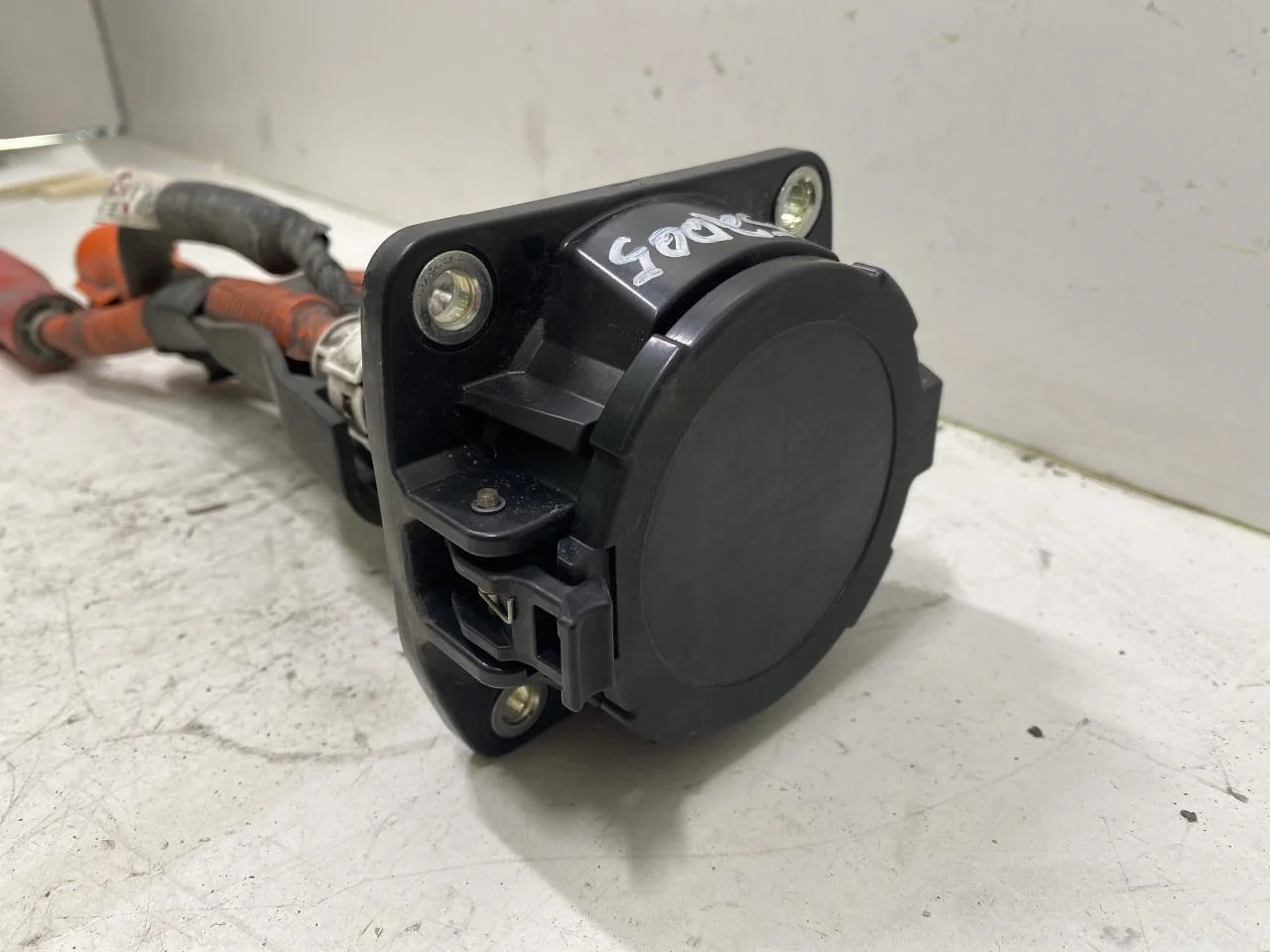 Nissan LEAF 2011-17 Charging port cover, electric / hybrid view 2