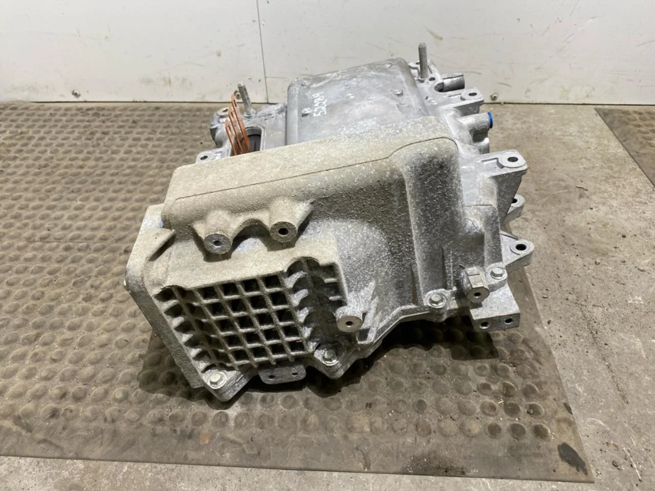 Nissan LEAF 2011-17 Inverter, 12-220V