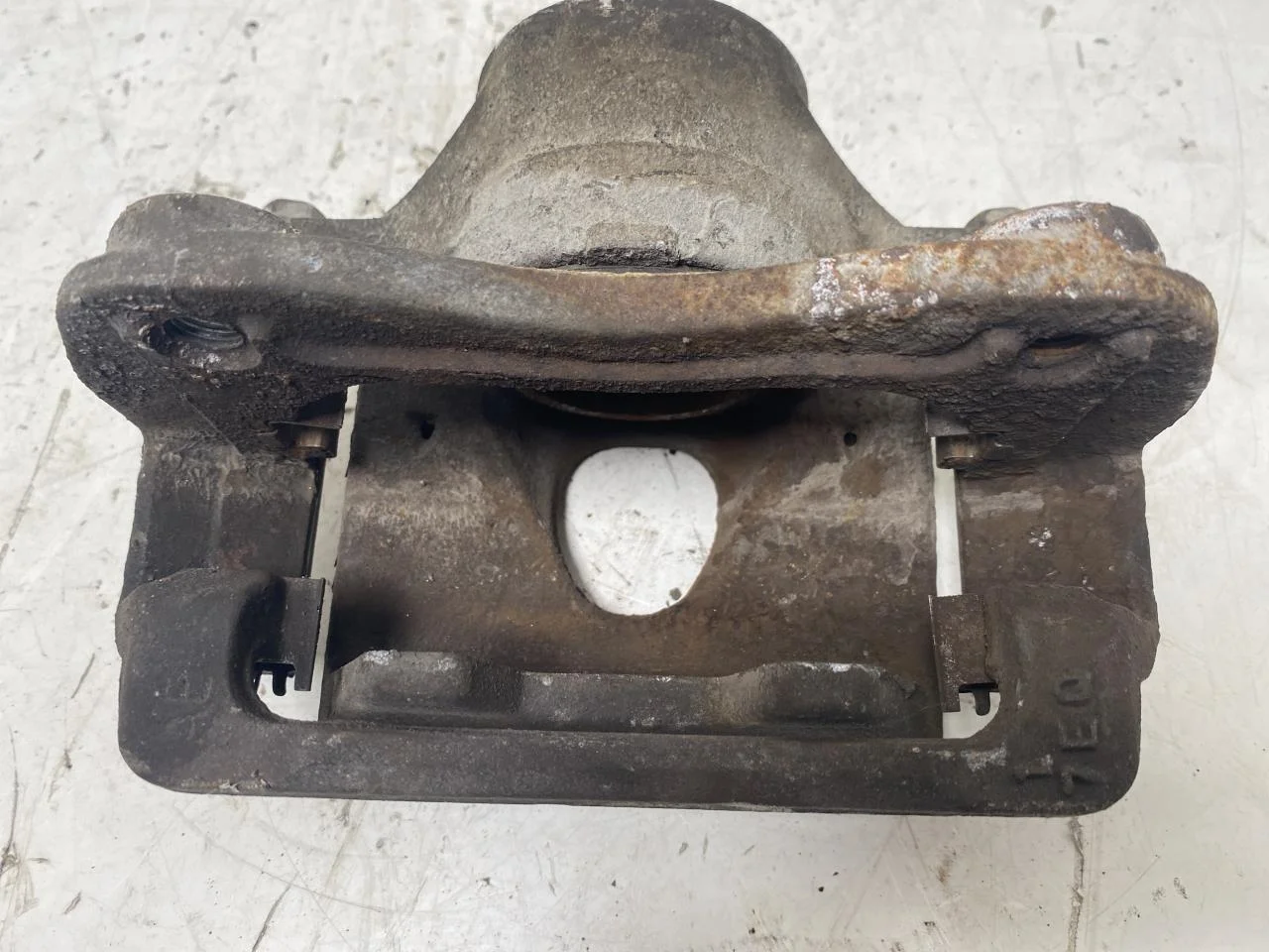 Hyundai IONIQ AE 2017-22 Front left brake caliper view 3