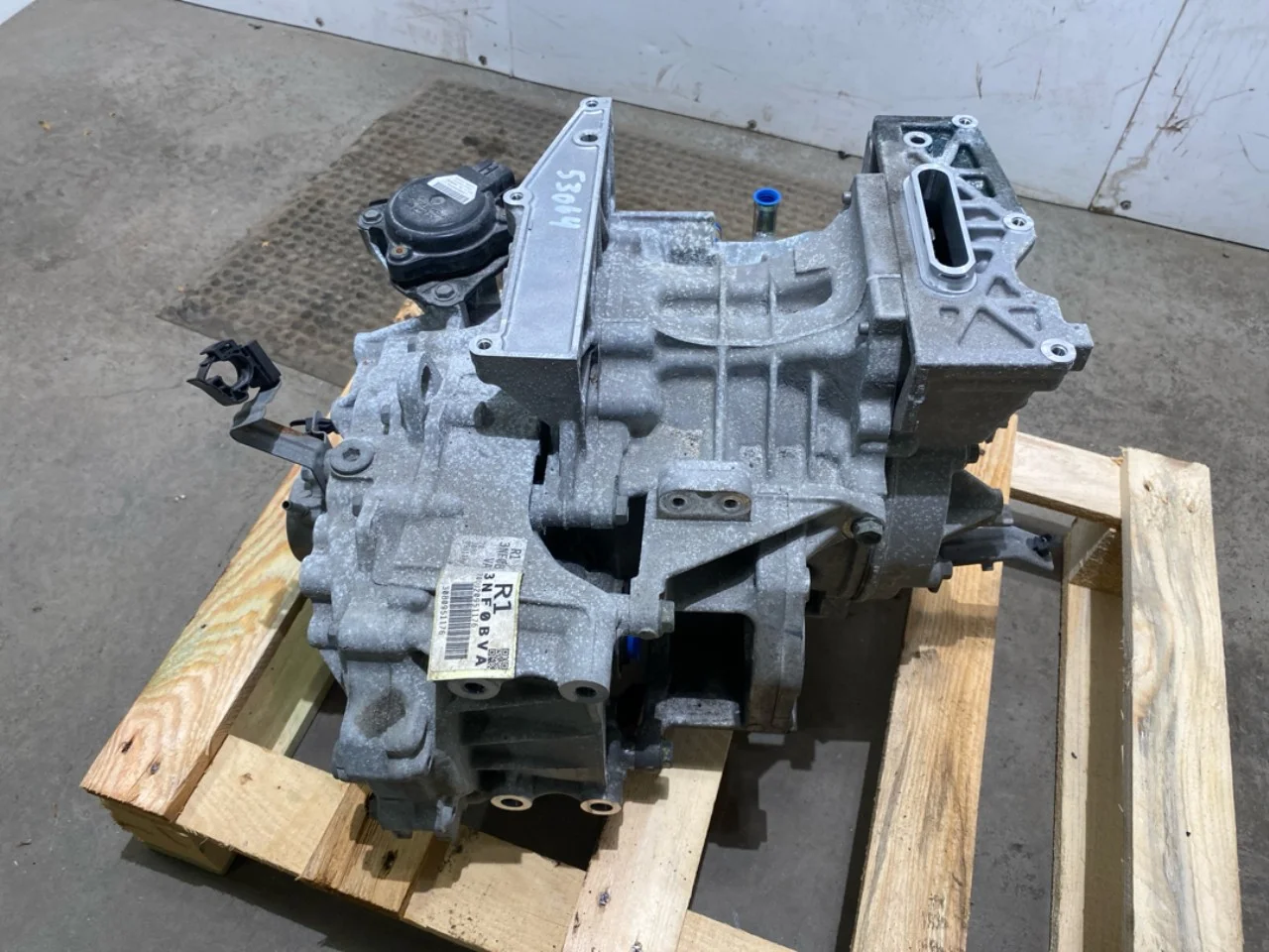 Nissan LEAF 2017-24 Elektromos motor, első